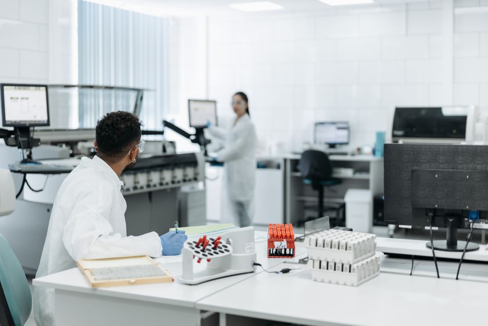 MedLifeMonitor laboratory team at work